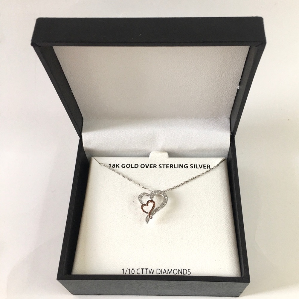 Never Worn Diamond Double Heart Pendant Necklace
